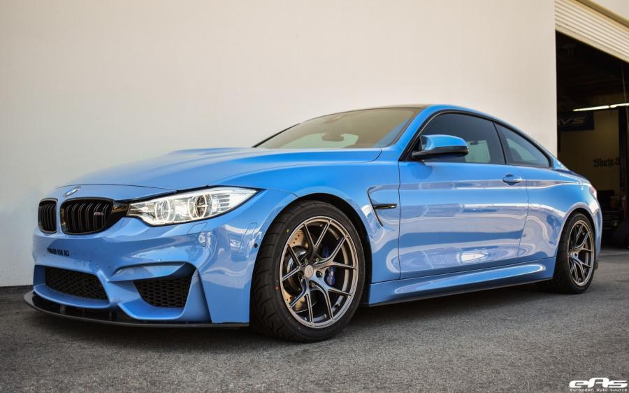 BMW M4 Coupe Yas Marina Blue by EAS on Titan Wheels (7 T-S5) '2018